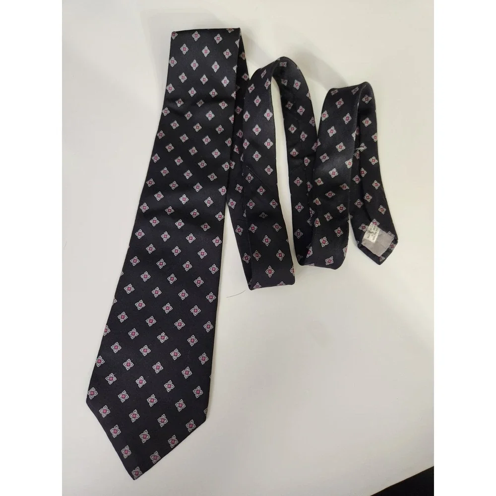 Dillards 100% Italian Silk Necktie Black Red Gray Tiny Flowers Tie EUC